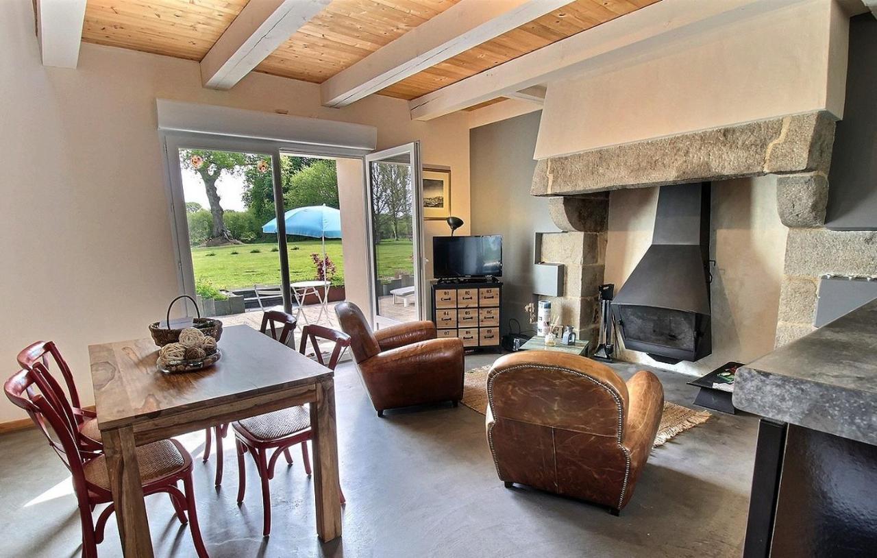 Holiday home Les De Douar Bouillon La Chapelle-Neuve (Cotes-d'Armor)